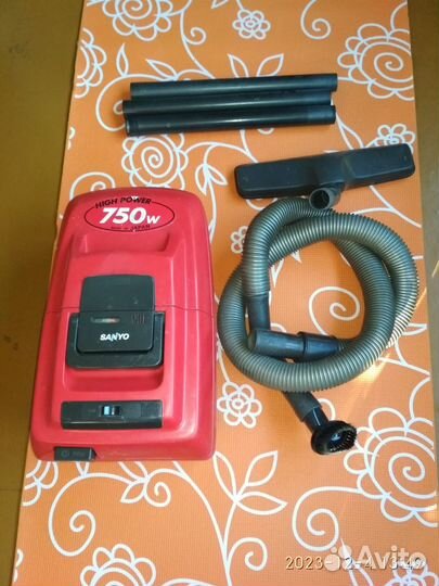 Пылесос Sanyo SC 505E