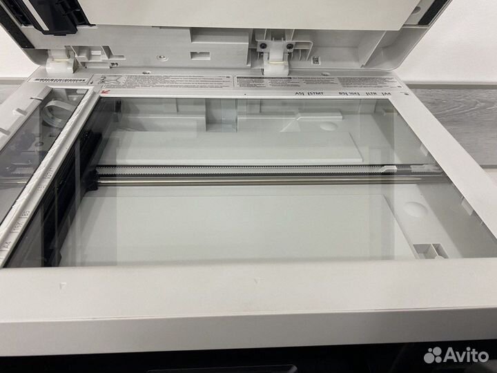 Мфу лазерное Canon i-sensys MF643Cdw