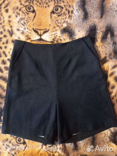 Шорты с высокой посадкой велюровые