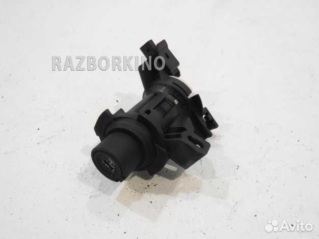 Замок багажника Мерседес