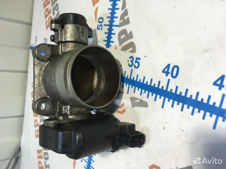 Тойота Хайлюкс Дроссельная заслонка