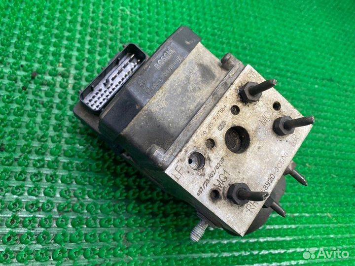 Блок ABS (насос) Hyundai Sonata EF G6BA 2005