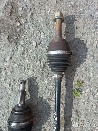 Привод полуось Nissan March AK12