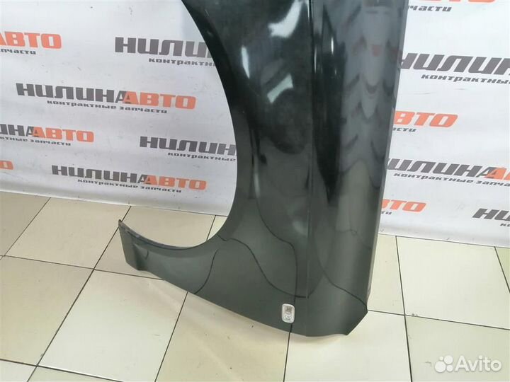 Крыло переднее левое Ауди А6 С6 Дорестайлинг