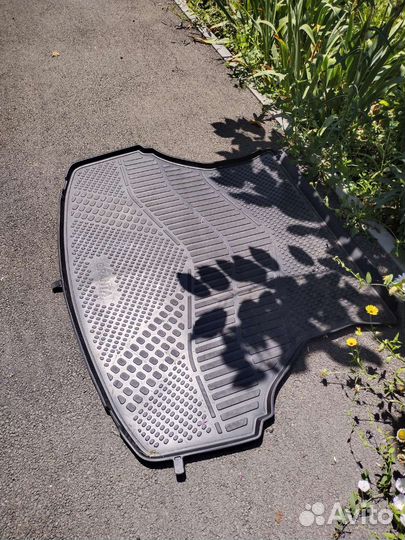 Коврик в багажник LADA granta