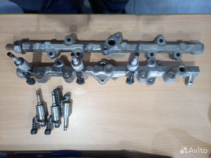 Форсунка топливная Infiniti Qx56 VK56VD 2008-2019