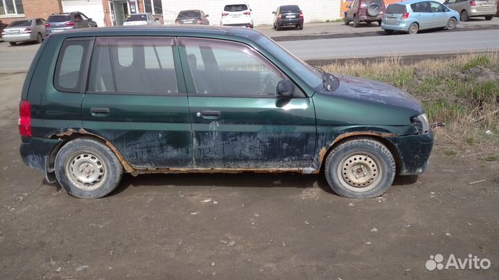 Mazda demio в разбор