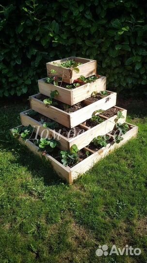 Грядка под клубнику ярусная высокая деревянная рас