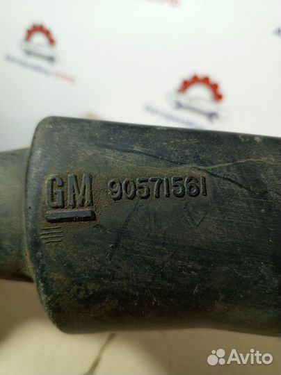 Патрубок воздушного фильтра Opel Vectra