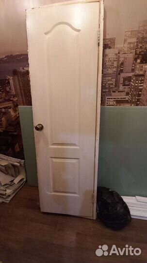 Дверь межкомнатная 600 с коробкой бу