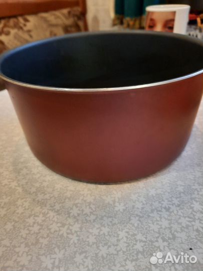 Чаша для мультиварки на 5 и на 2 литра