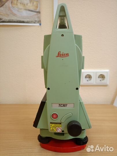 Тахеометр Leica TC307