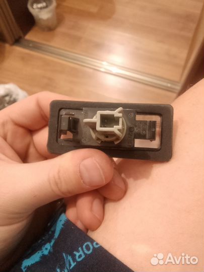 Фонарь подсветки номера Nissan note e11