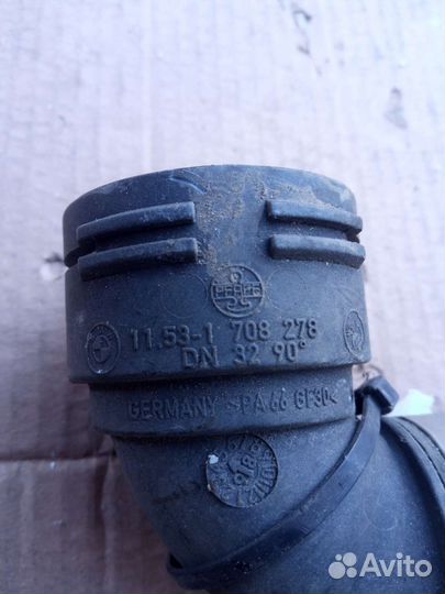 BMW E39 патрубок систем охлаждения