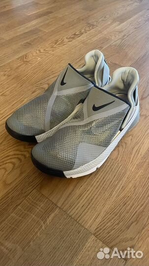 Беговые кроссовки nike go flyease