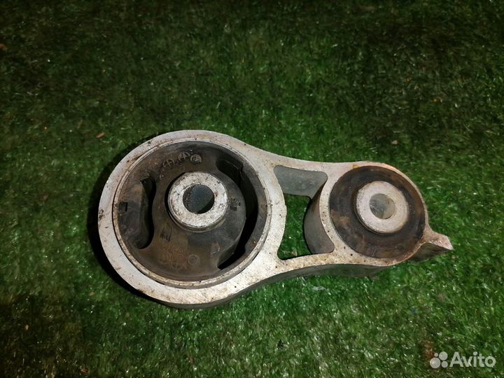 Опора двигателя (подушка двс) задняя G33S3904XA Ma