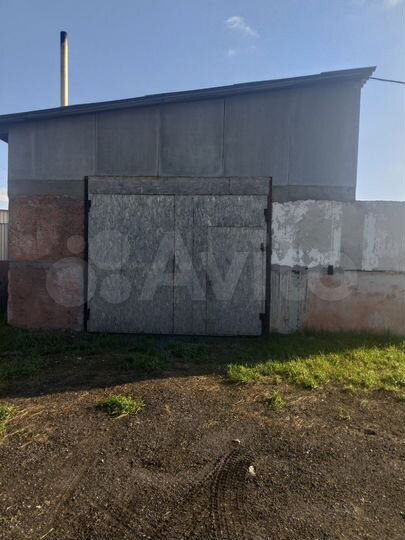 Гараж, > 30 м²
