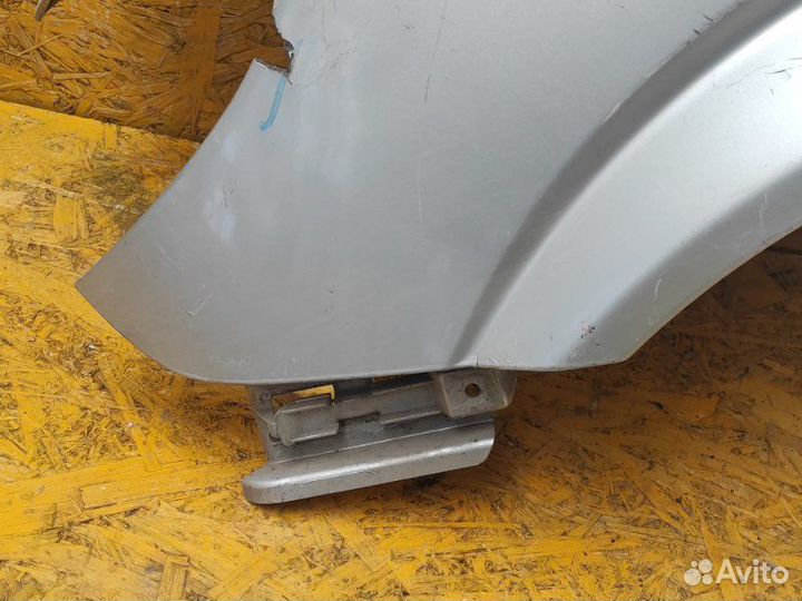 Крыло для левое Mercedes Vito W639 2.2 OM646 2005