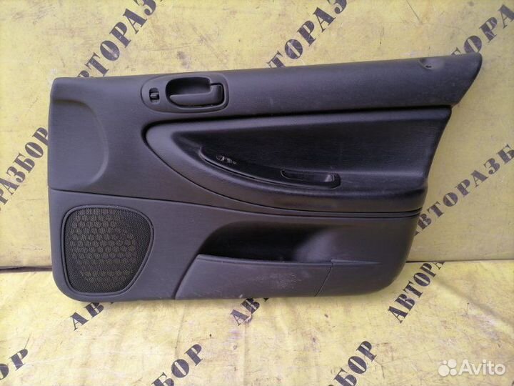 Обшивка двери передней правой Volga Siber седан