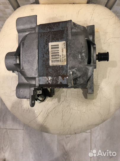 Двигатель от стиральной машины ATW 5108 вирпул