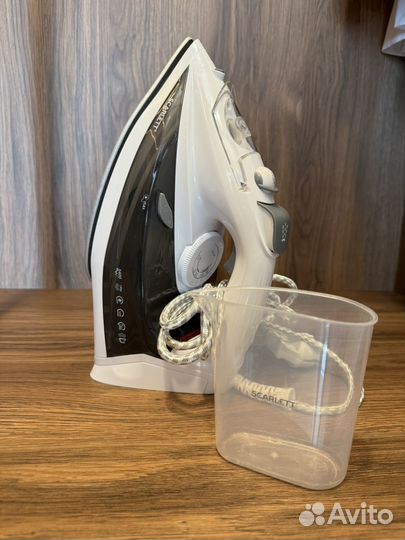 Утюг scarlett