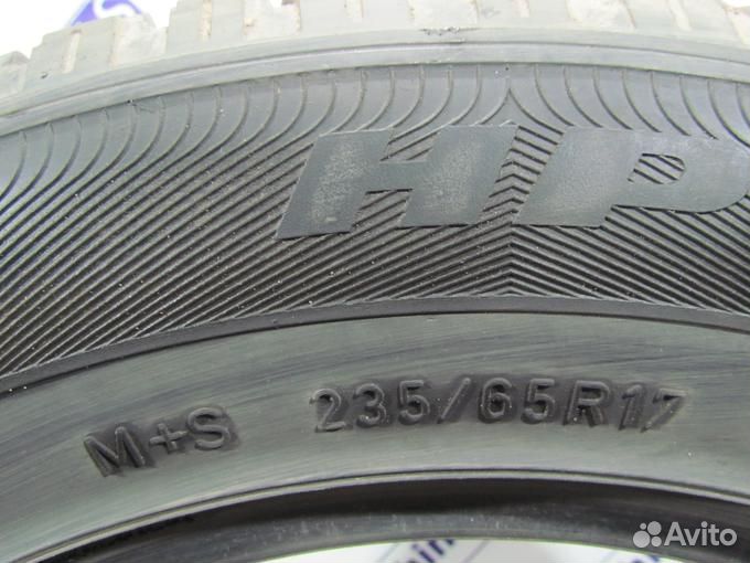 Goodyear Wrangler HP All Weather 235/65 R17 93Q