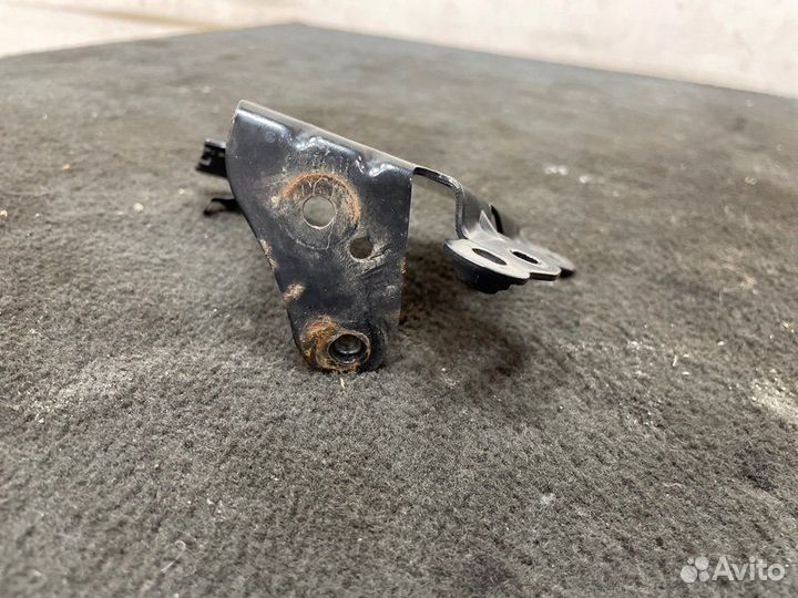 Кронштейн Land Rover Velar L560 2.0 I4 DSL MID