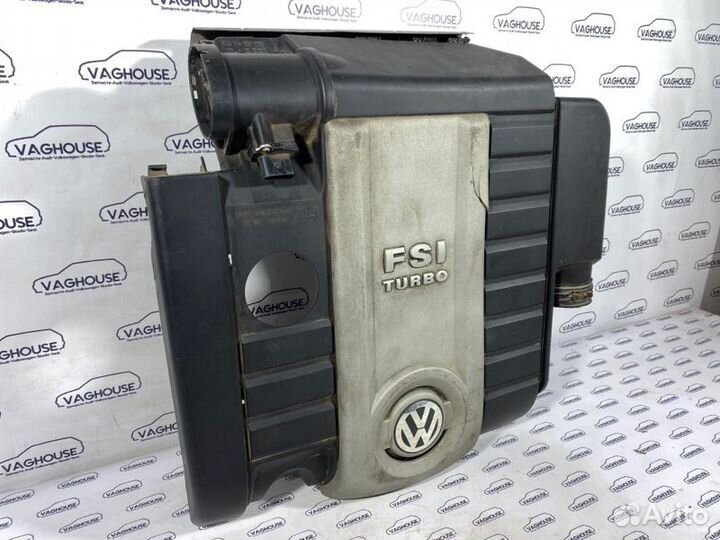 Корпус воздушного фильтра Volkswagen Passat B5 3B2