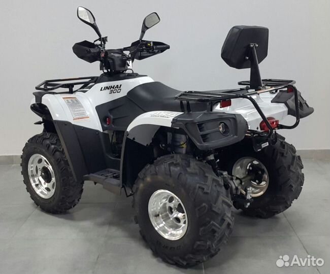 Квадроцикл Linhai Yamaha D 300 4WD белый