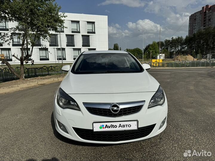 Opel Astra 1.6 AT, 2011, 174 627 км