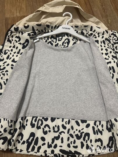 Ветровка для девочки 140/146