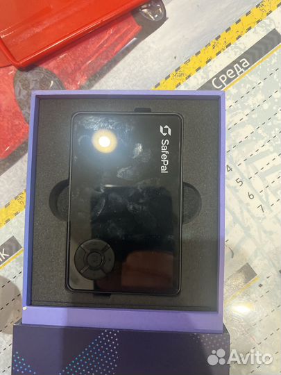 Крипто кошелек Safepal S1