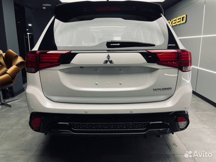 Mitsubishi Outlander 2.4 CVT, 2022