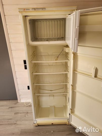 Холодильник stinol