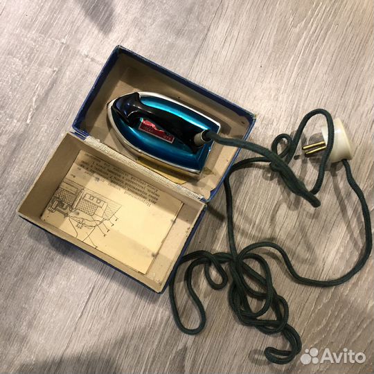 Утюг дорожный раритетный уэ-64 рабочий