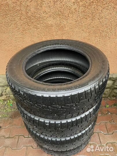 Nokian Tyres Hakkapeliitta R 235/60 R18