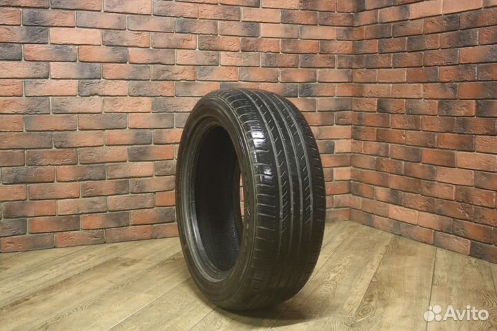 Maxxis Bravo HP-M3 215/55 R17