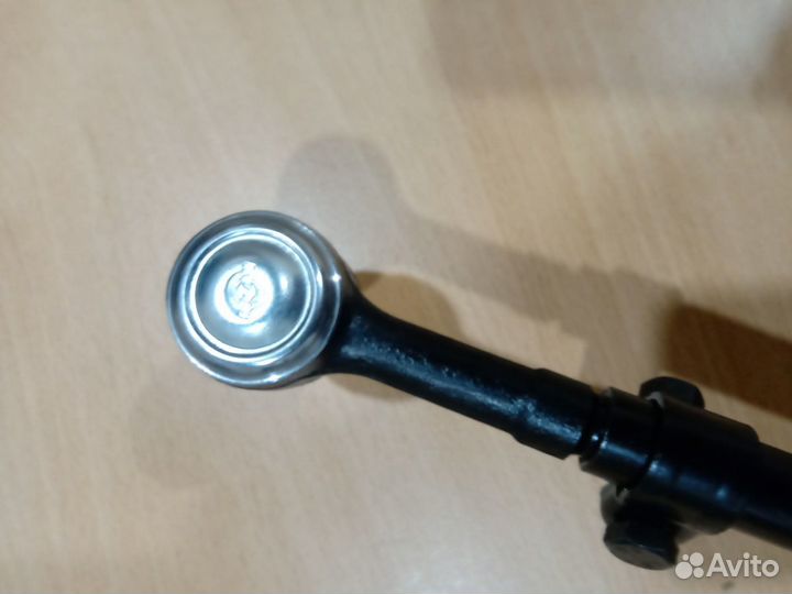 Тяга рулевая Mercedes W124