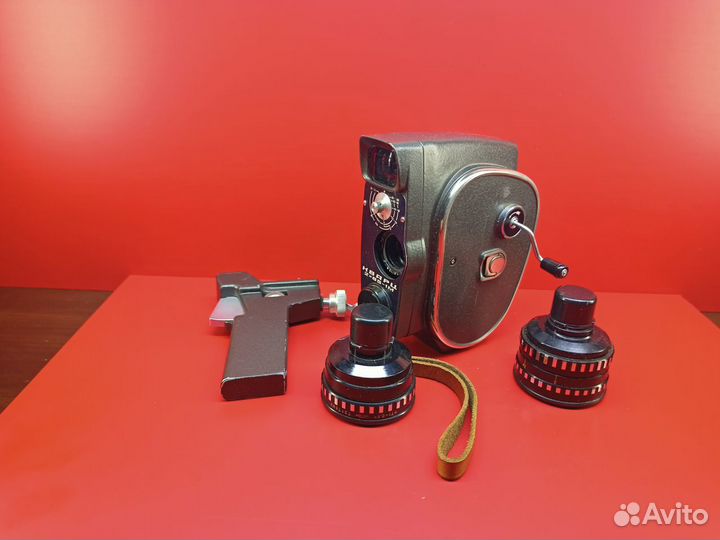 Кинокамера Кварц и монтажный столик Селена