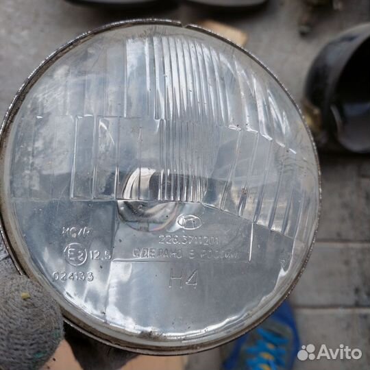 Стекло фары фг140