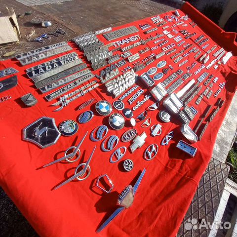 Эмблемы значки