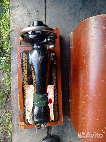 Швейная машинка