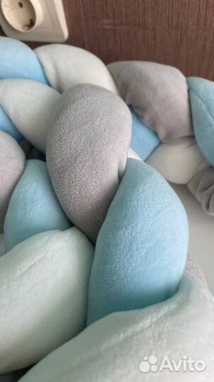 Бампер косичка для кроватки