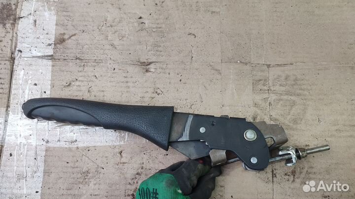 Ручник на Peugeot 206