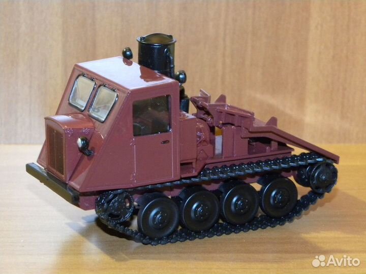 Журнальные серии машин и тракторов (разное #А001)