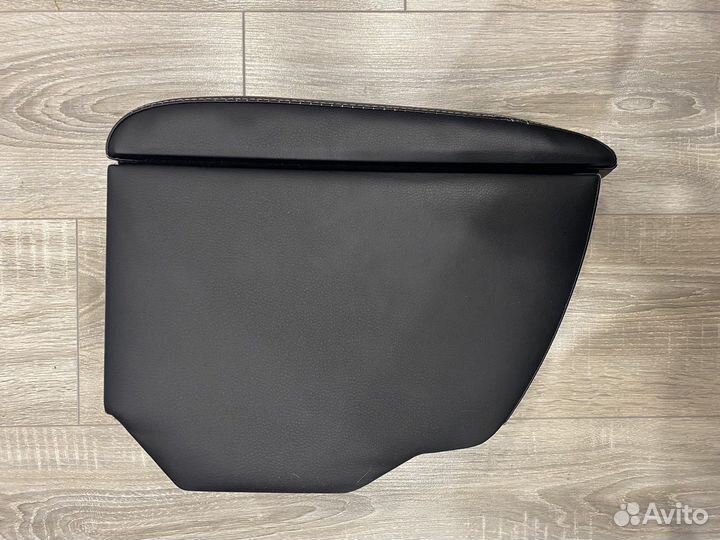 Подлокотних Solaris 2