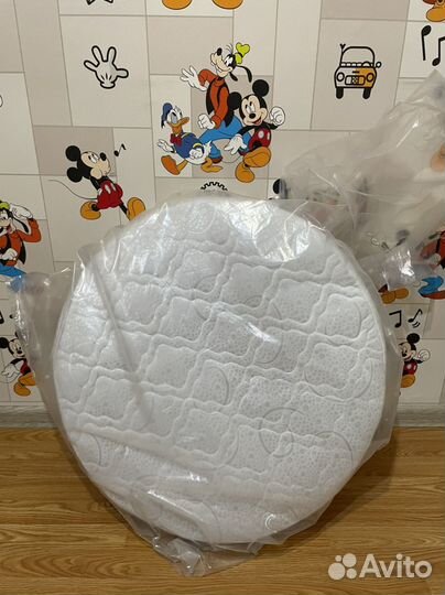 Кокосовый матрас в круглую кроватку