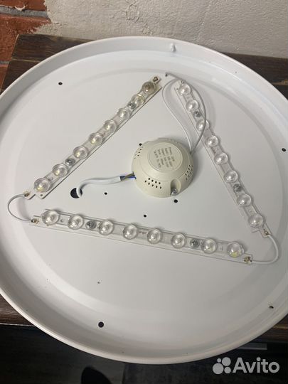 Светильник потолочный круглый (в ремонт)