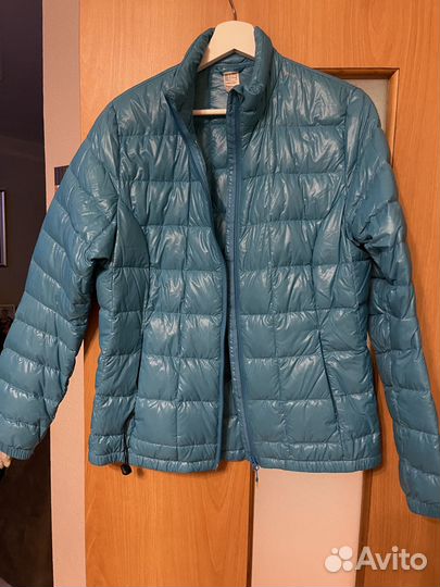 Продается ветровка женская