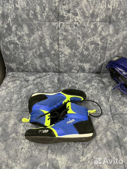 Боксерки clinch